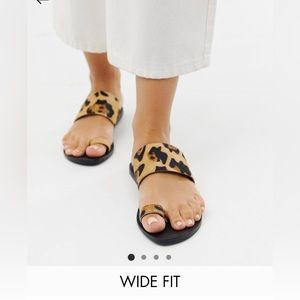 size 9 wide asos sandal